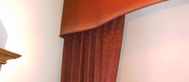 Dress up Your Blinds with Cornices